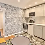 Apartment 04 Flat Montorgeuil 3 *