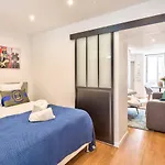 04 Flat Montorgeuil 3 Apartment
