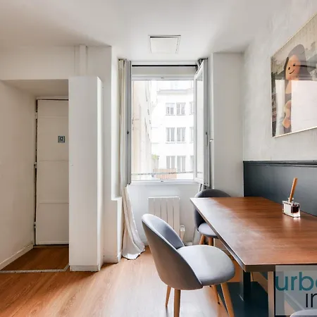 04 Best Flat Montorgeuil 3 Apartment