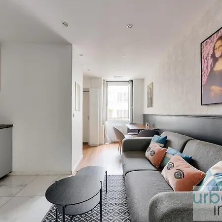 04 Best Flat Montorgeuil 3 Apartment