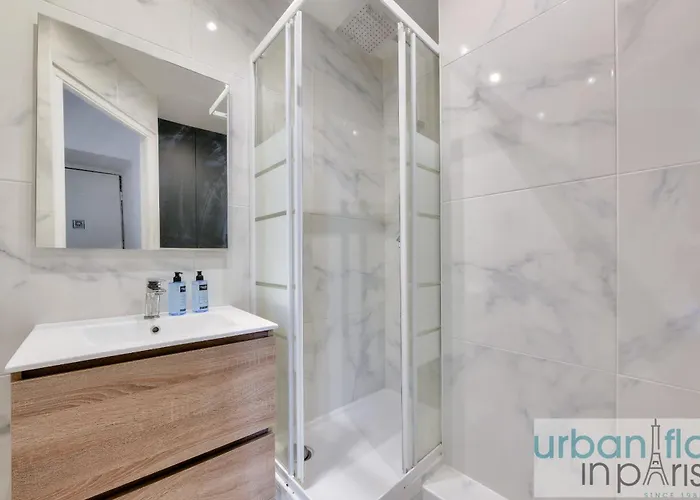 04 Flat Montorgeuil 3 Apartamento