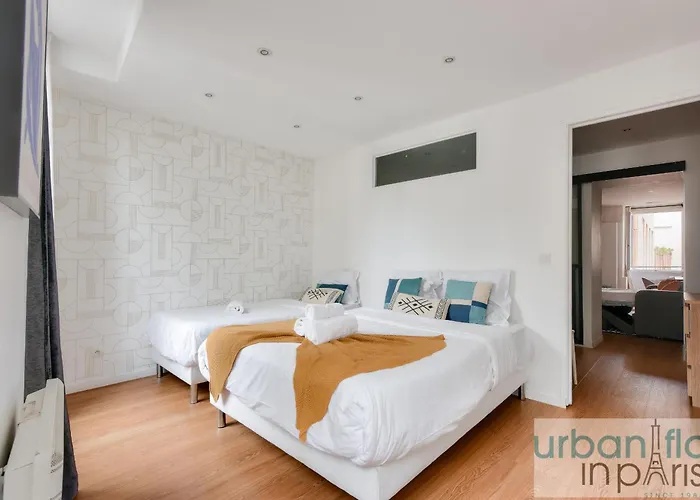 04 Flat Montorgeuil 3 Paris